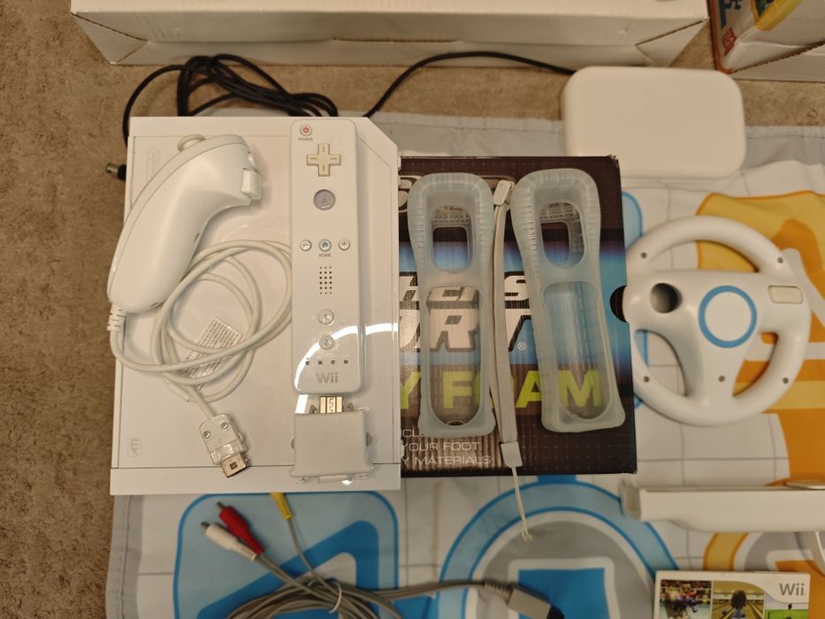Nintendo Wii com muitos EXTRAS
