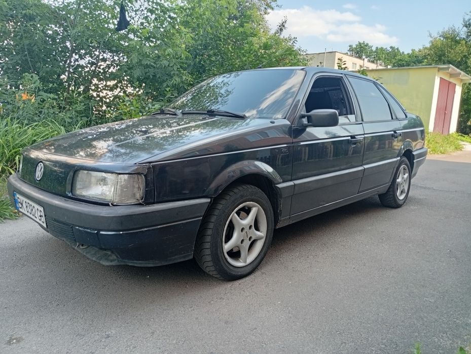 Volkswagen Passat B3 1.8 ГазБен
