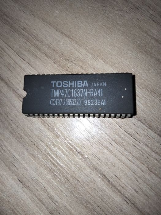 Мікросхема TMP47C1637N-RA41