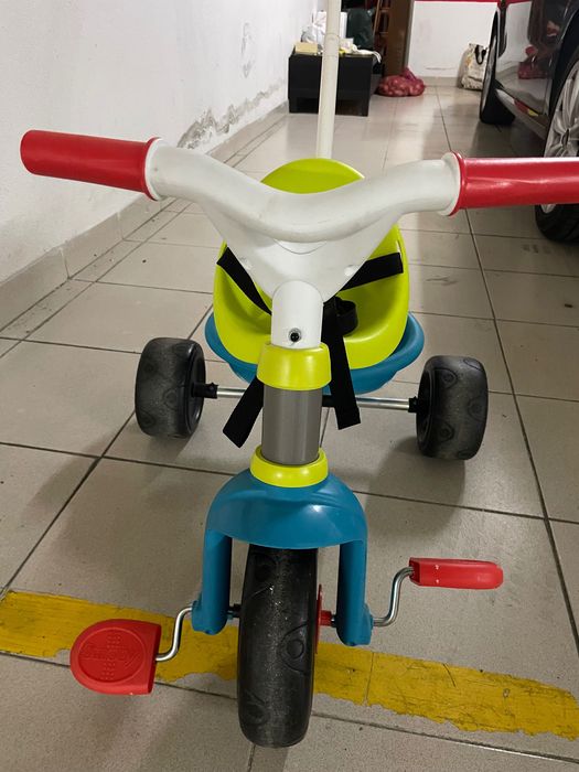 Triciclo de criança