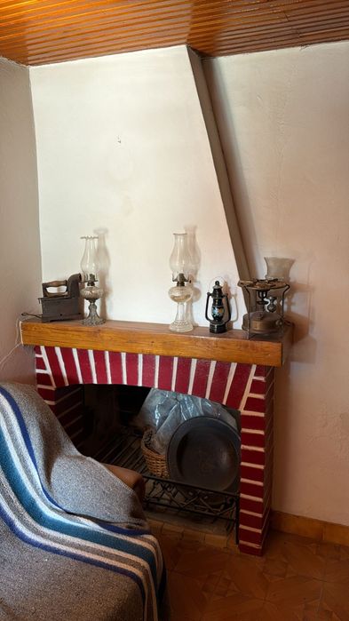 Moradia T2 mobiliada habitável na Lardosa Castelo Branco