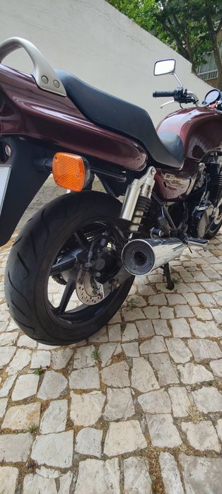 Honda cb 750 sevenfifty impecável