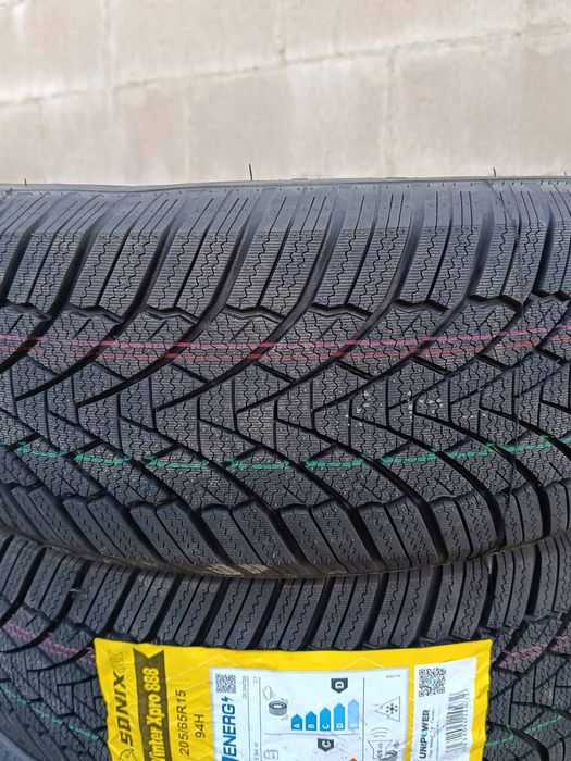 Резина зимова 205/65R15 94H