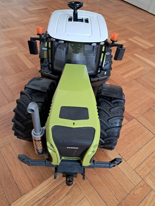 Traktor bruder - class