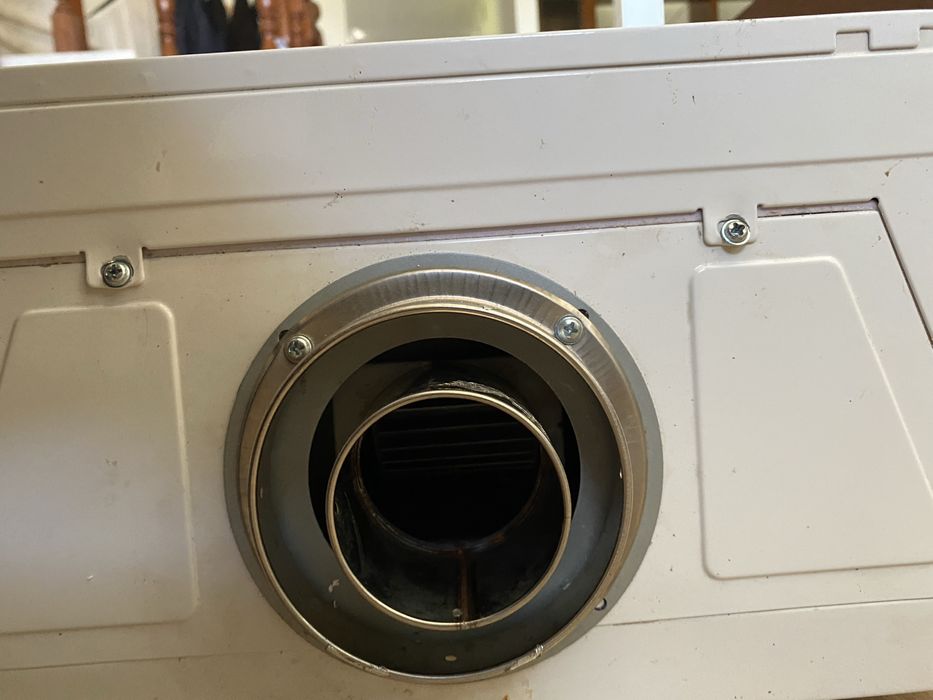 Esquentador HTW estanque /Butano 11L / ventilado / automático