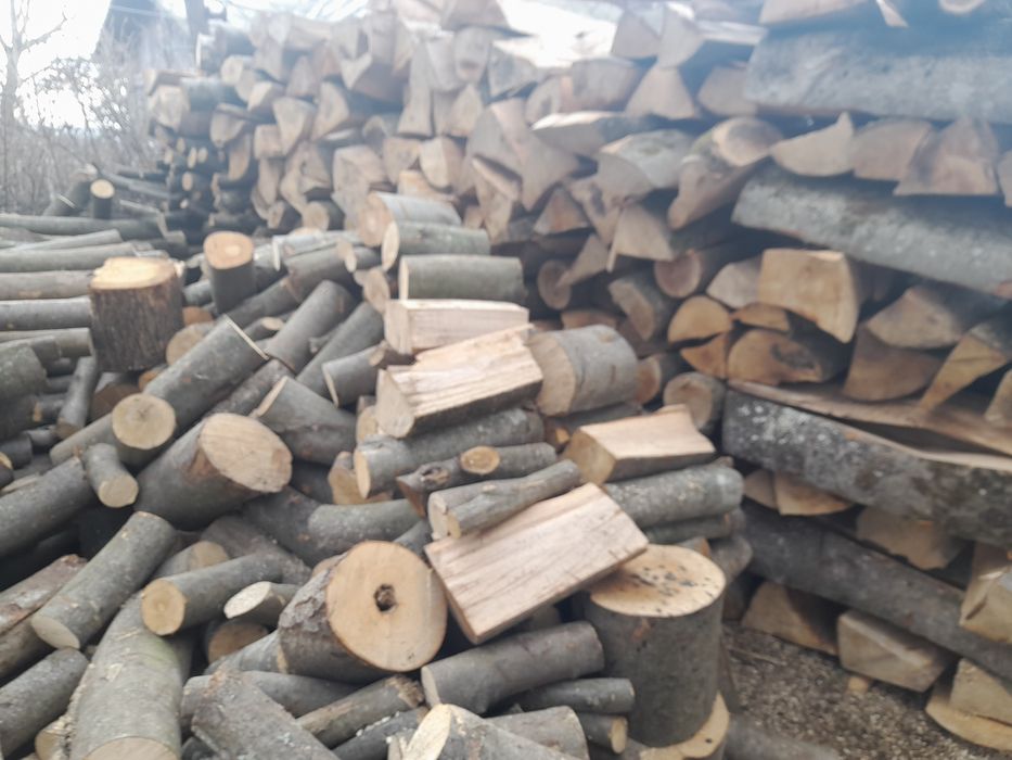 Продам колені метровка дрова