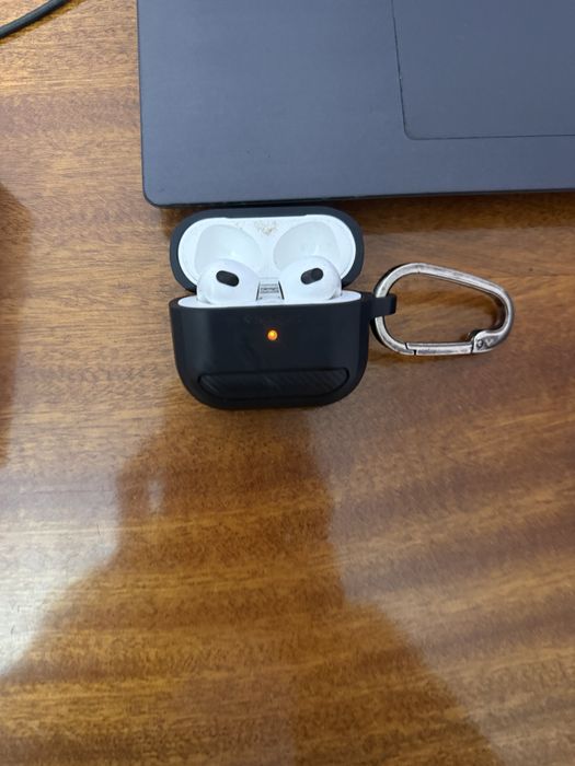 airpods 3 б/у оригінал