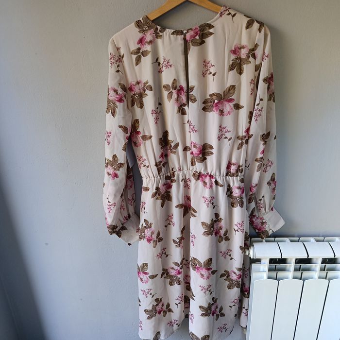 40 L nowa elegancka sukienka damska floral print Bubbleroom na wios
