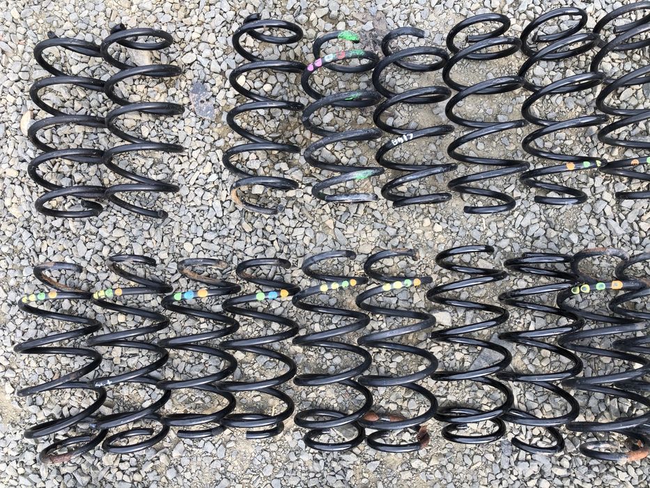 Пружини передние Пассат Б6 передні пружини Passat B6 пружини Пассат Б6