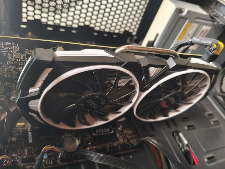 Komputer stacjonarny Intel i5-7500: GTX 1060 6GB : 16GB RAM