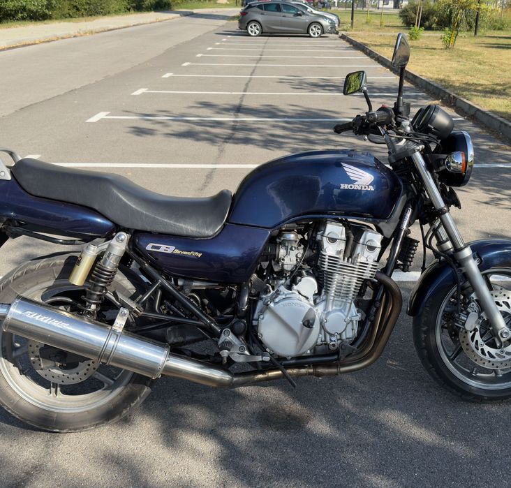Witam sprzedam Honda seven fifty 750cc