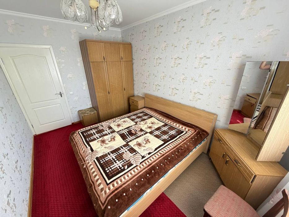 Продаж 3к квартири, р-н  ближнє Жадова