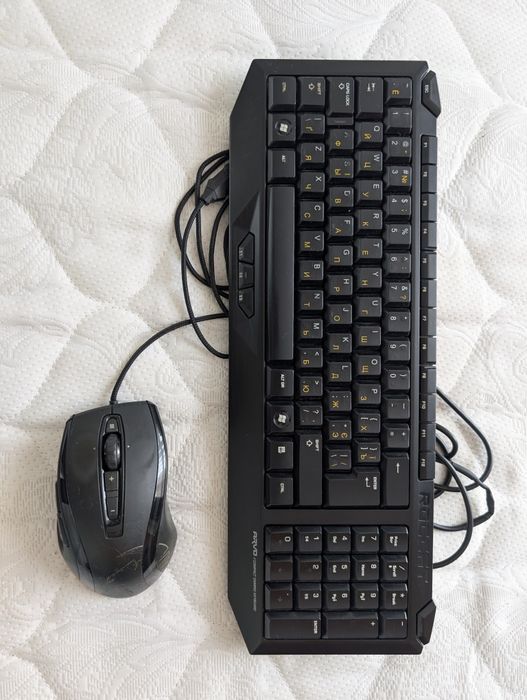 Мишка Roccat Kone XTD + механічна клавіатура Roccat Arvo
