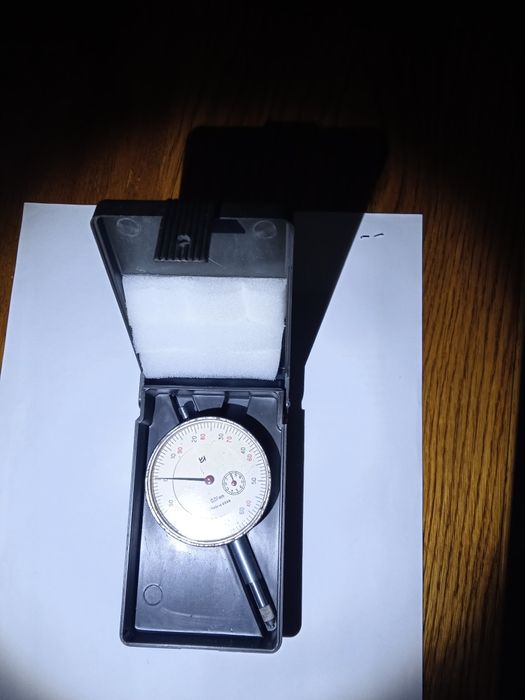 Индикатор часового типа.