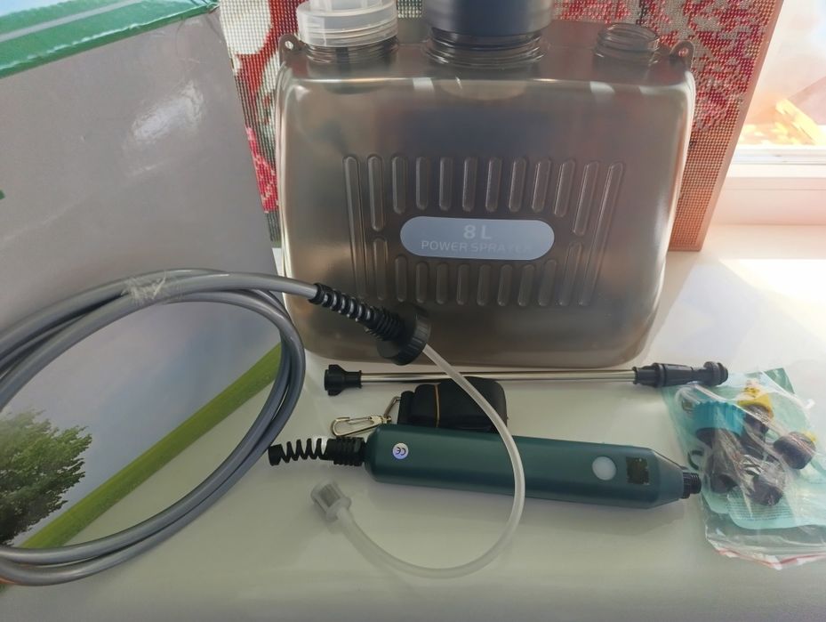 Обприскувач садовий, акумуляторний