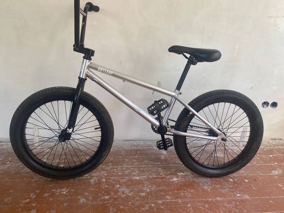 .. BMX Outleap .
