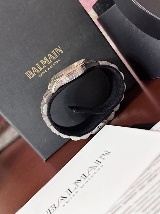 Продам часы Balmain