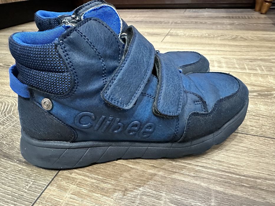 Ботинки осінь