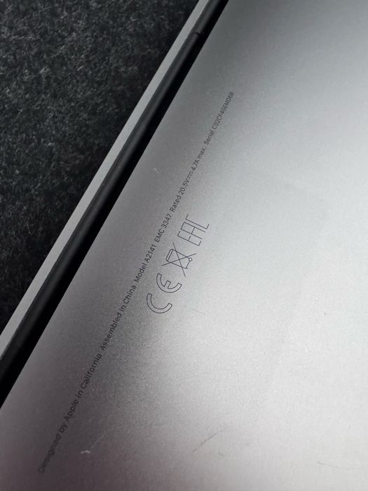 (URLOP)MacBook Pro 16, Intel Core i9, 32GB Ram DDR4, UHD graphics 630, 500GB SSD, MacOS Tahoe