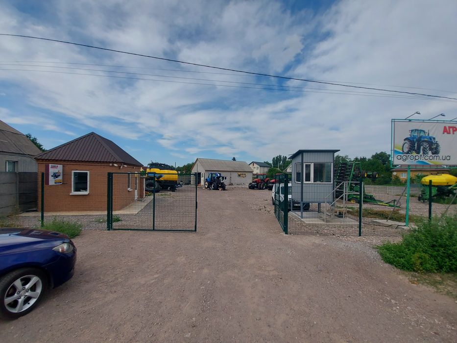 Продам выставочную площадку в Подгородном.