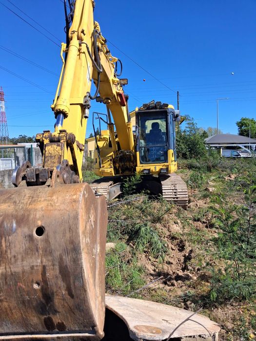 Escavadora  Giratória Komatsu PC138US-10 Ano 2014