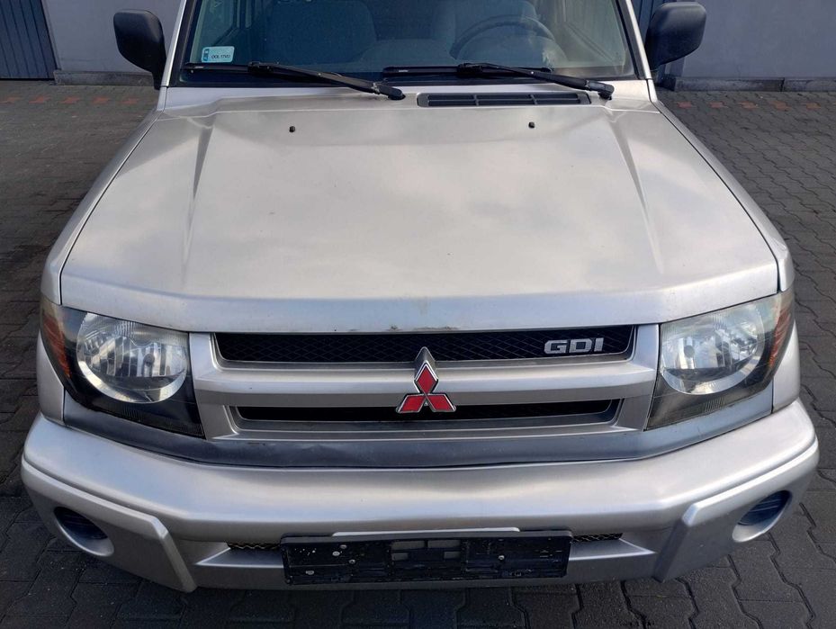 maska przód przednia  Mitsubishi Pajero Pinin, części