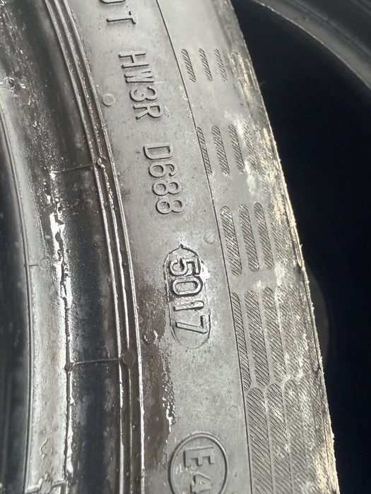 Резина Continental 215/55R17 літо
