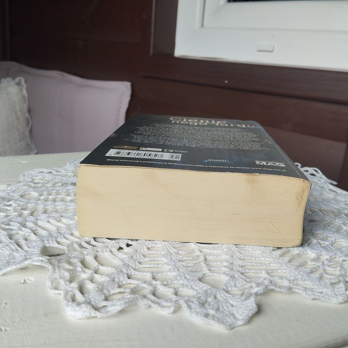 Czerwone zwoje magii Cassandra Clare