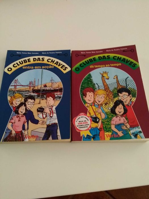 2 livros do Clube das chaves