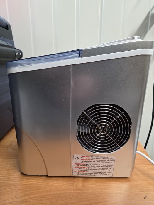 Kostkarka do lodu Fooing HZB-12B-S 120 W srebrna