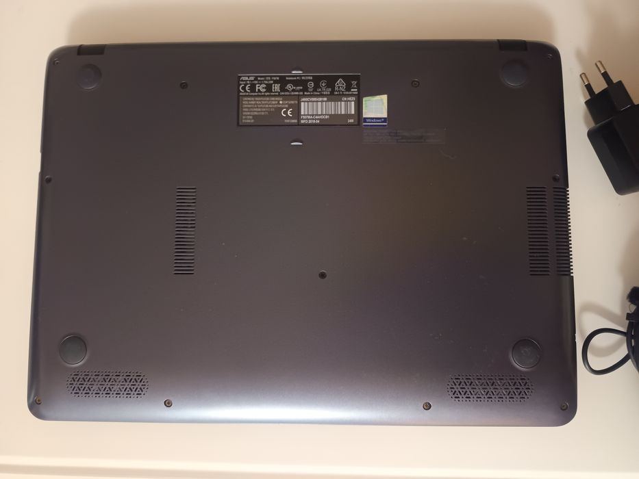 Portátil ASUS / 8GB RAM / SSD M.2 120GB + HDD 500GB