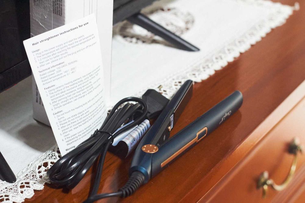 Alisador e modelador de cabelo profissional