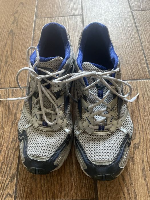 Кросівки бігові Mizuno Wave Rider 10