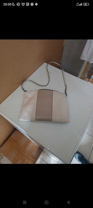 Carteira Parfois, em ótimo estado64739157247490122