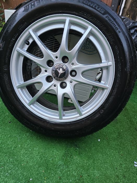 Vendo jantes com pneu