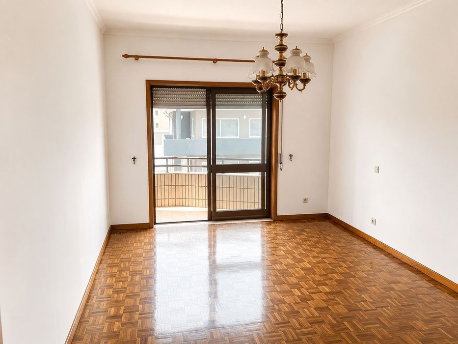 Apartamento T3 com 143m²