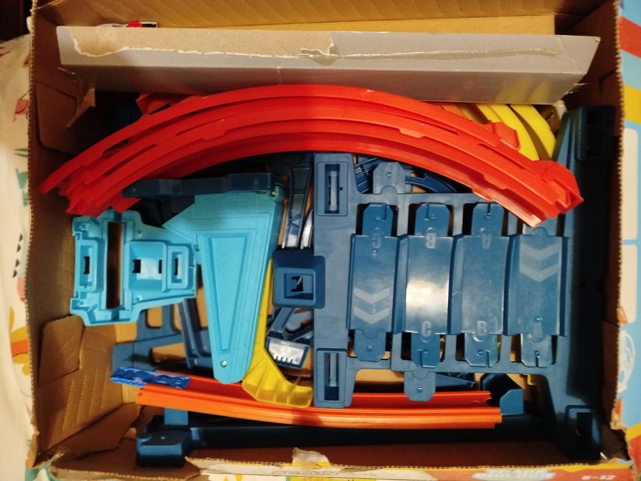 Hot Wheels Track Builder Set430094815635722241