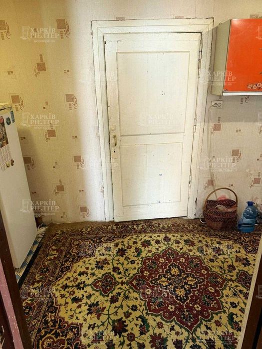KI D2 Продам 1/3 будинку з гаражем та ділянкою, житловий стан, вул. Лінійна 34