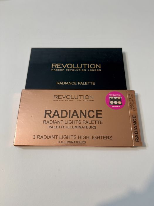 Paleta 3 rozświetlaczy Revolution NOWE