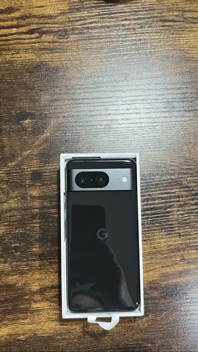 Pixel 8 Obsidian  як новий з ebay