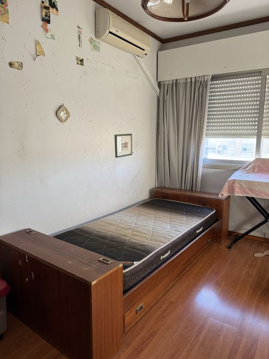 Cama dupla com gavetas GRÁTIS