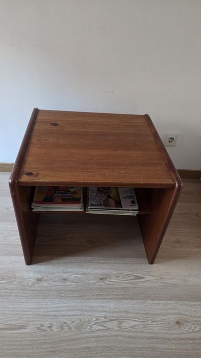 Mesa de madeira maciça de qualidade