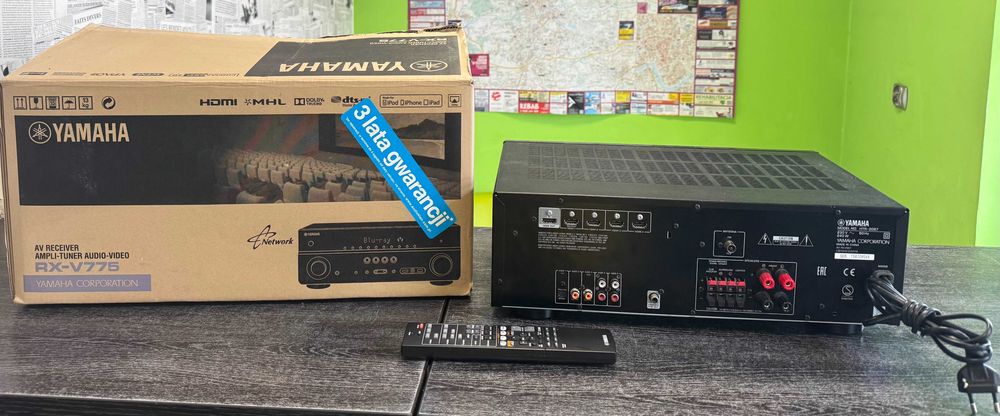 Amplituner YAMAHA HTR-2067 + Pilot