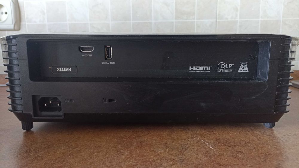 Проектор Acer x118ah