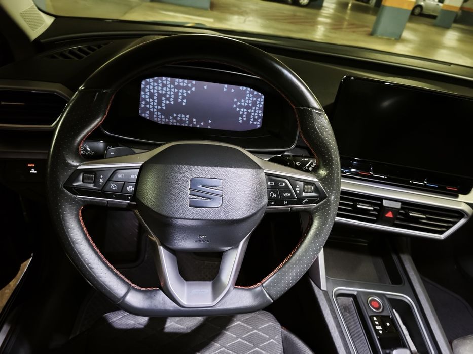 SEAT Leon FR 2000cc/150cv cx Automática de Garagem