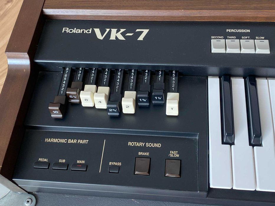 Roland VK-7 organy made in Japan z solidnym futerałem flightcase