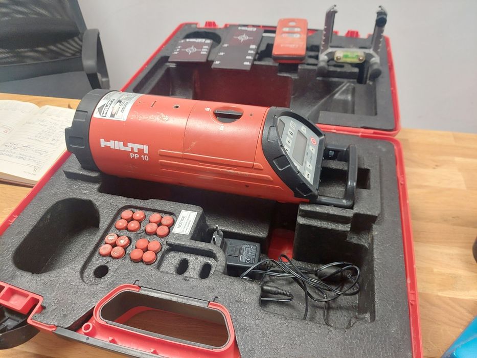 Niwelator rurowy HILTI PP10 TP-L4G laserowy liniowy pilot RC pełny zestaw TOPCON do układania rur kanalizacji