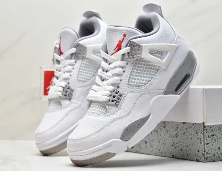 Jordan Air Jordan 4 Retro White Thunder. 42