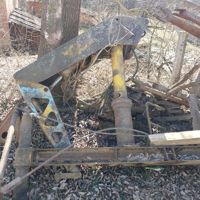 Продам Зіл 130,бортовий.