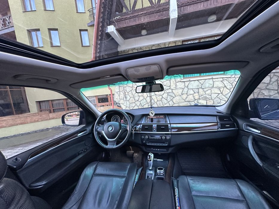 Продам BMW X5 e70